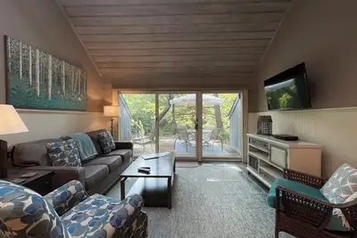 Image de Condo Glen Arbour sur la rivière Crystal à la propriété