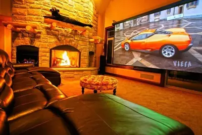 Image de 7 Br, 4d Gaming Theater, 4 suites, 3 Hot Tubs, 2 théâtres, sauna, ski-in / ski-out