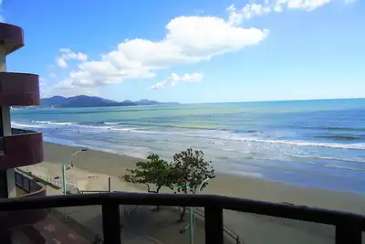 Image de Appartement avec vue sur la mer, pour les familles de 8 personnes