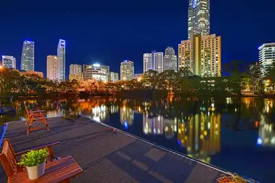 \"Anchorage Waters\" Waterfront Mansion Surfers Cbd