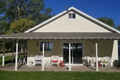 Image de Familial, 2chambres, Bord de l'eau, 39min au nord de Green Bay & Lambeau field