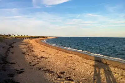 Minutes de Menauhant Beach - utilisation de la piscine chauffée du clubhouse & Animaux acceptés.