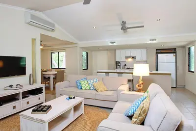 Image de 6 Orania Court - Rainbow Shores