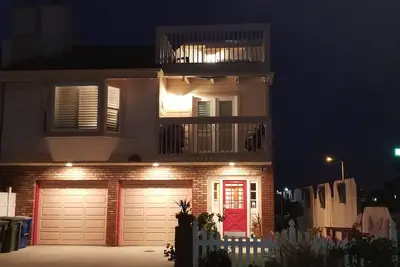 Image de ~~ Beach House Oxnard ~~ Cet endroit a tout!