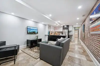 Image de Capitol Hill ~ Walk To Us Capitol ~ 1 pâté de maisons de métro