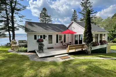 Image de Waterfront Cottage ~ Parc national d'Acadia ~ Couchers de soleil magnifiques!