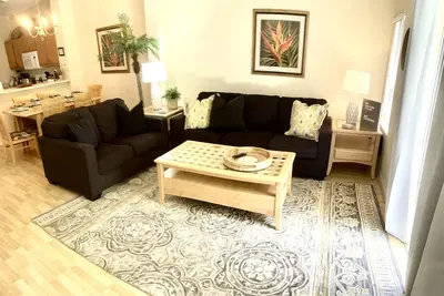 Image de Luxury Resort Townhome- 3 miles de Disney-Bas Réservation en ligne Prix-