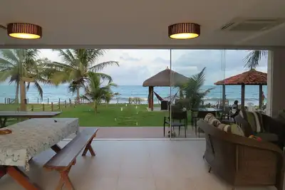 Image de Venez Heureux! Pieds dans le sable, la mer vraiment. Piscine Top!