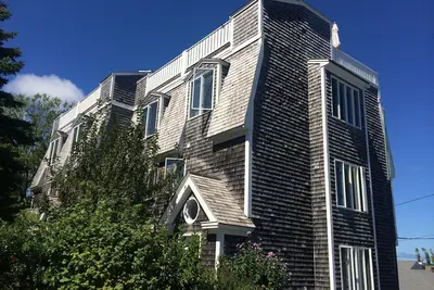 Image de Magical West End Townhouse w / Panoramic Roof Deck