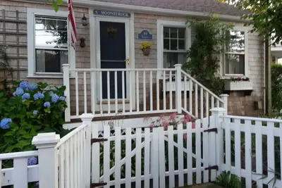 Image de Livre mémorial wknd<br>Nantucket Town charmante 3br à pied ville portuaire<br>Appel7747660548<br>