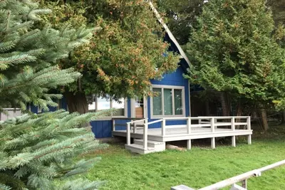 Image de Beresford Cottage sur Lower Herring Lake. . Beautiful Sunsets! - Poisson, Ski & Relax!