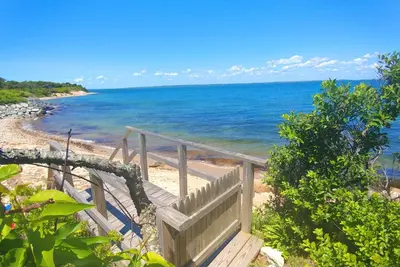 Image de ** Fabuleux Makonikey Oceanfront avec plage privée! ** Wrap Around Deck, Pets Ok
