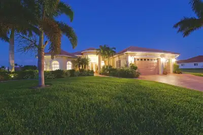 Image de Wischis Florida Vacation Home - Cl�� de noix de coco ���� Cape Coral