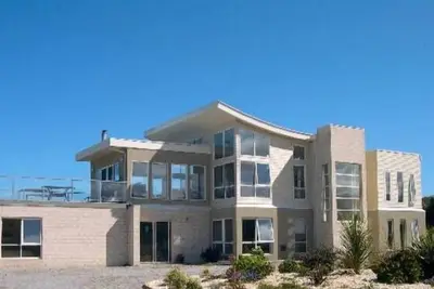 Image de Breakers Apollo Bay - Le Studio