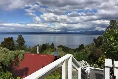 Image de Vues sur le lac, canotage, ski andamp; piscines chaudes