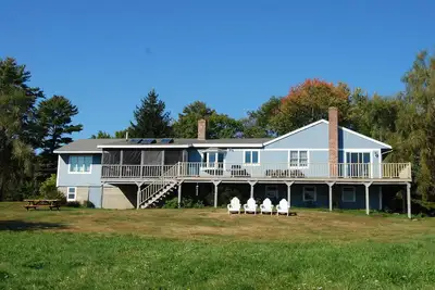 Image de Charmante maison sur la baie de Montsweag.