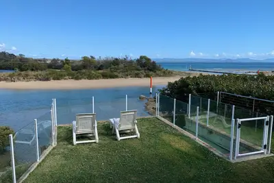 Image de Crescent - Absolute Waterfront Beach House