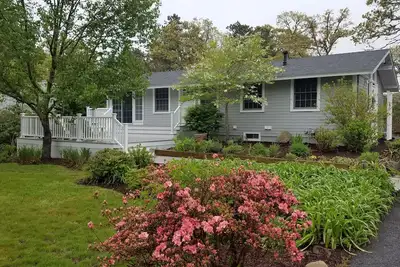 Image de 'Sea Chalet' ~ Paix spéciale de Cape Cod, Adj à la piste cyclable, Ac et étang à poissons