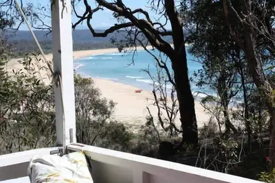 Image de Tathra Beach Shack / Personnages et vues magiques