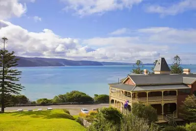 Image de Lorne Penthouse - vue sur l'eau