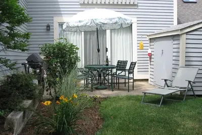 Image de Charme, privé, calme avec A / C, la famille maison amical à Ocean Edge