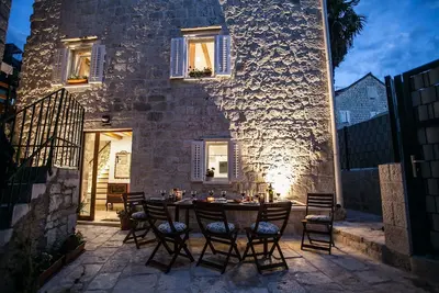 Image de Belle maison de ville Lucia avec terrasse et centre Bbq Trogir