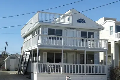 Image de Ocean Block maison de 2 chambres, seulement 5 maisons à la plage!