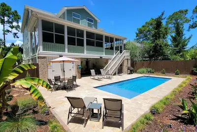 Image de La maison Pelican - construite avec les vacances en famille à l'esprit - petit chien