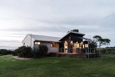 Image de Votre propre privé 75 acres avec de magnifiques vues de bal à travers l'océan