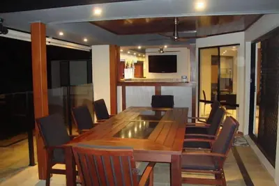 Kooroora House -Spa Bath-Pool- Table de billard
