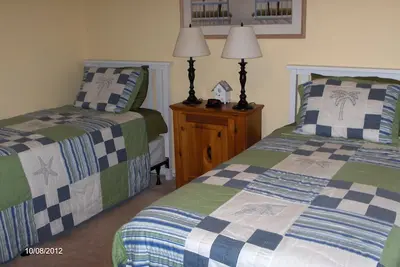 Image de Oyster Pointe Condo sur le Sound. Tout près de Musée Frères Wright