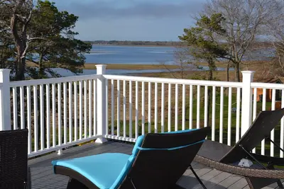 Image de Brand New 6 chambres, 5. 5 salles de bains, avec vue sur l'eau, 18 couchages
