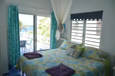 Image de Oceanfront Gem Island avec la Grande plongée en apnée / plongée sous-marine