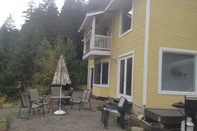 Image de Tulameen Home avec une vue