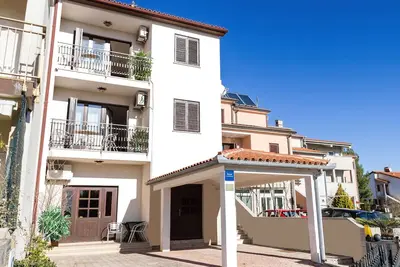 Image de Appartement de vacances spacieux avec 4 chambres, Pula