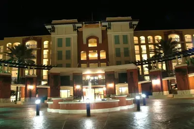 Image de Condos Azure élégants et luxueux en bord de mer - 3 ch avec vue sur le dernier étage # 620