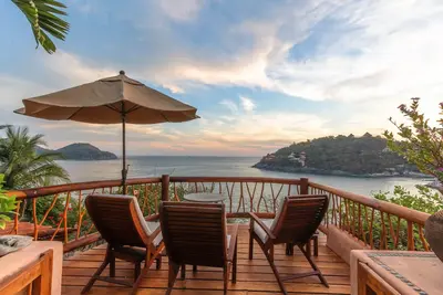 Image de Casa Paraiso, Beyond Compare dans zihuat!