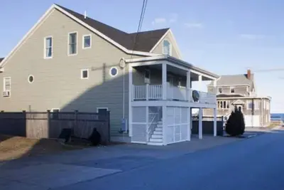 Image de Modernes étapes de la maison de luxe de Wells Beach