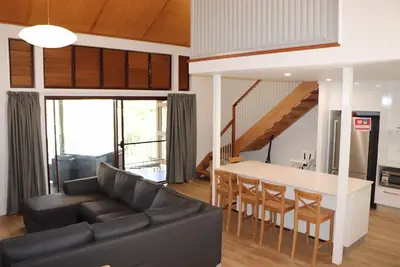 Image de Banksia Blissful 534 vue sur l'océan, 3 chambres, 2 salles de bains, 2 ponts à Kingfisher Bay