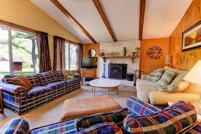 Image de Emplacement! Marchez jusqu'à Cranmore et la ville!