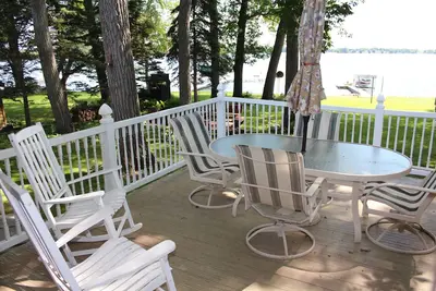 Image de Superbe maison sur Little Green Lake pour le plaisir en famille!