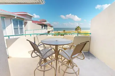 Image de DeSoto Beach Club 304 -Oceanfront -Pool