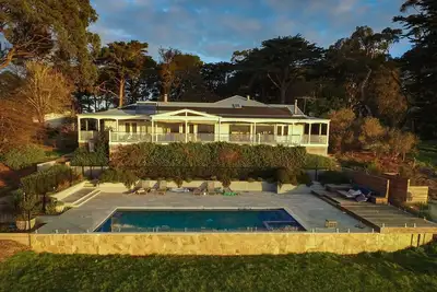 Image de LionsGate - Homestead Peninsula avec vue