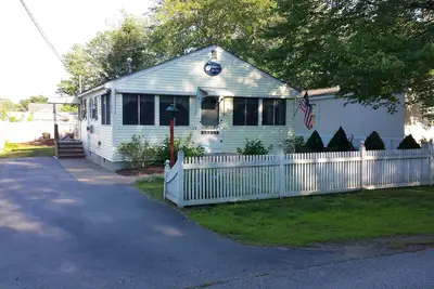 Image de Charmant chalet de 2 chambres dans un quartier de Wells boisé très près de la plage