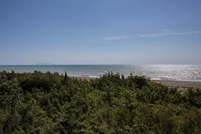 un accès privé à la plage - Toscane