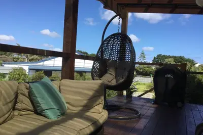 Image de \"Toute la journée\" Beach House. 300m de la plage. Grandes perspectives. Animaux acceptés.