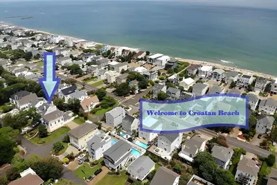 Image de Remodeled Surfside Ave Virginia Beach, à quelques pas de la plage