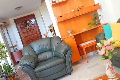 Image de La résidence AlSaeed est un appartement en duplex de 200 m² situé au bord de la mer de Jounieh.
