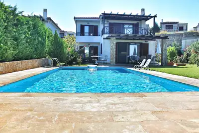 Image de Villa Elita, luxueuse villa avec piscine privée, jardin et vue mer