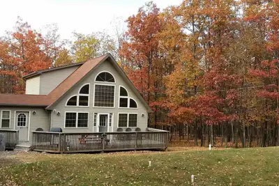 Image de 85 Shawnee Trail - Tout ce que les Poconos ont à offrir est à proximité!